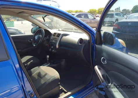 2014 Nissan Versa 1.6 Sv z USA, uszkodzony, nr VIN 3N1CN7AP4EL801076